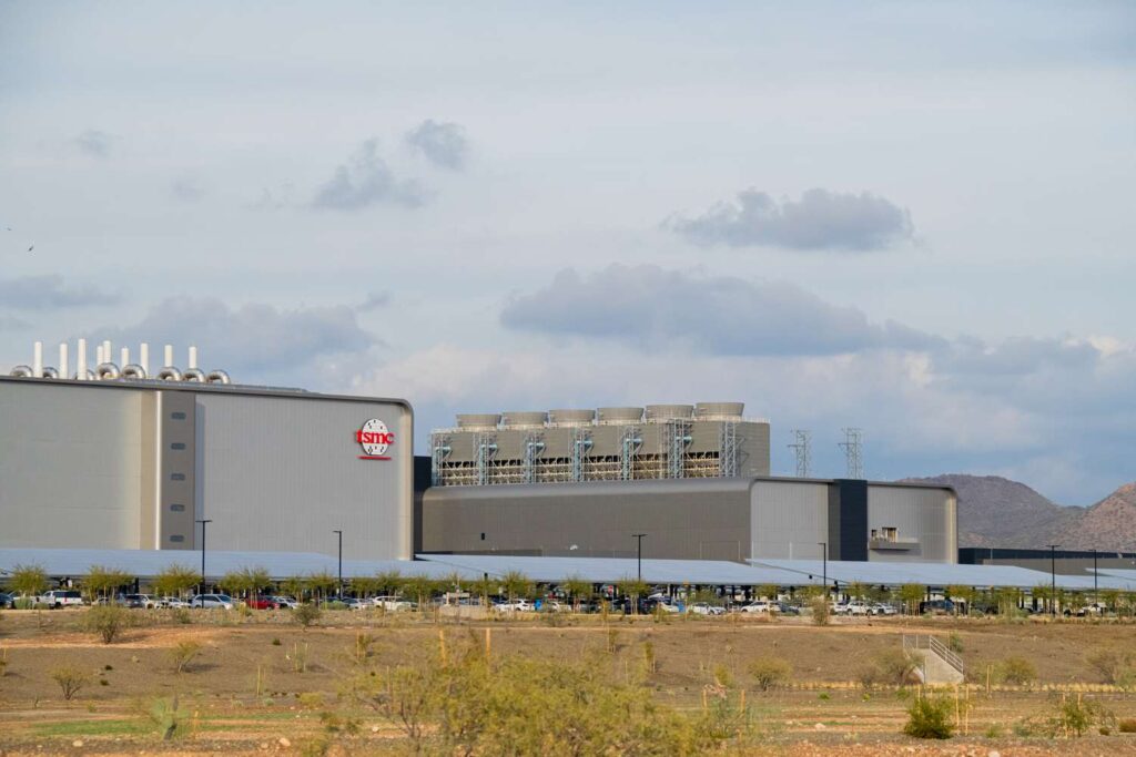 Le rapport indique que TSMC est en pourparlers pour produire des puces Blackwell AI pour Nvidia en Arizona. GettyImages 2150288515 6de800e04d7e4bbba051871fd03cf5e4