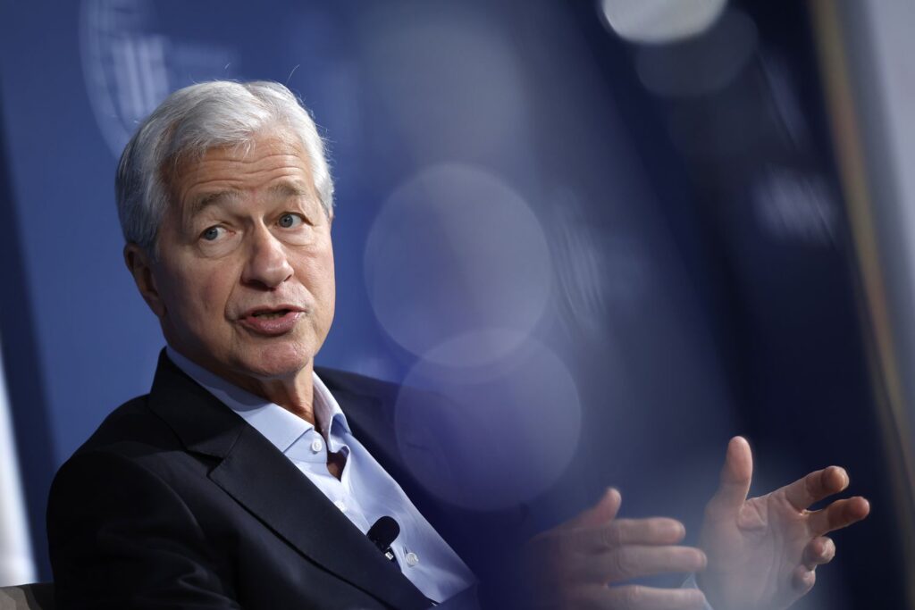 Jamie Dimon a déclaré que deux « risques importants » menaçaient l’économie américaine GettyImages 2180806087 04545228310a4cdda0e2698727cd14fc