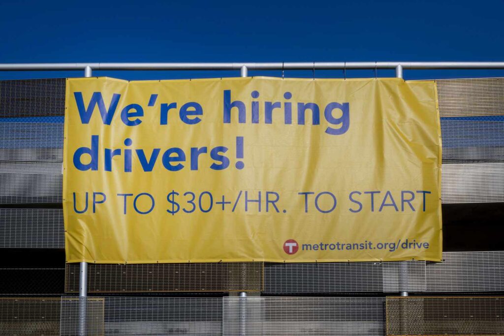 5 choses à savoir avant l’ouverture de la bourse GettyImages 2192836112 876de5d679244e1cb8110139dc0ae877