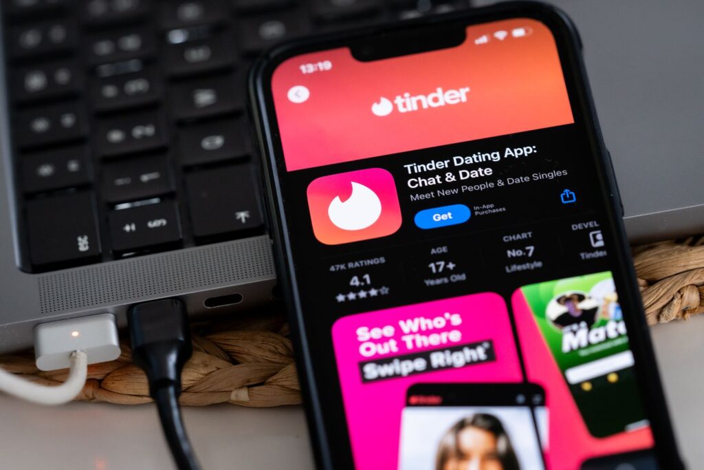 Les actions de Match Group impressionnent après l’annonce du nouveau PDG et de faibles perspectives de ventes GettyImages 2193458950 84ad136b350c470cb418322834172569