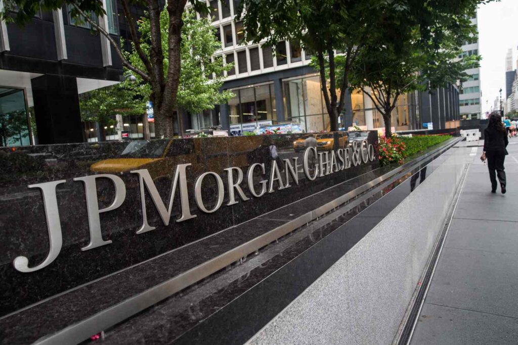 JPMorganChase 5b03011d3128340037a64c9f