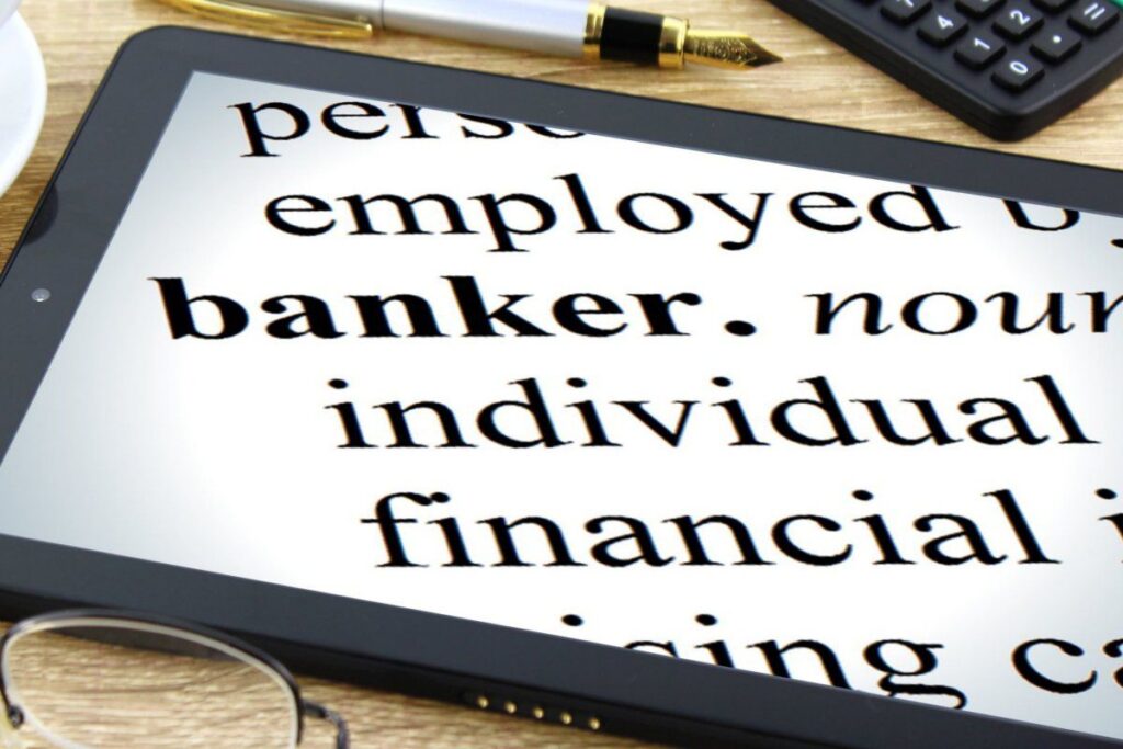 banker 5753c7c3b67b46eaab6a9708628cae62