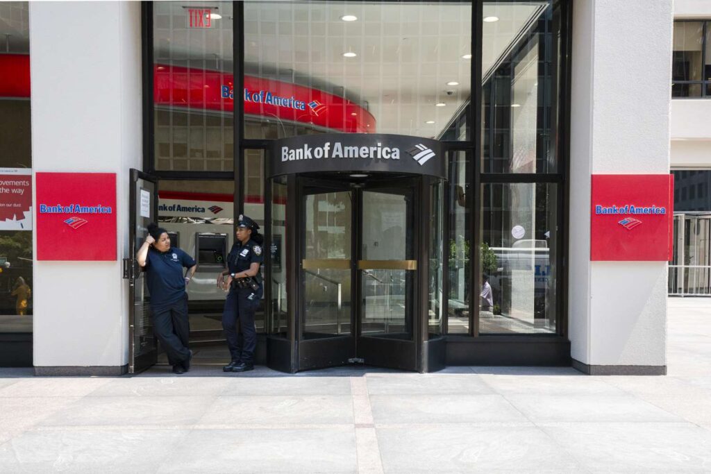 bankholiday fc744077e95e447eac2b94c4503cbe10