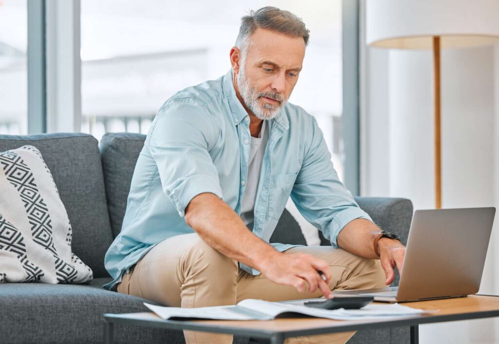 cash PeopleImages ad13845d53784f10b7885f38e478eea6