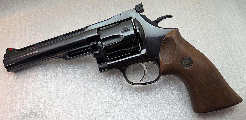 dan wesson model 44 11w 58b8dd823df78c353c23f9c5