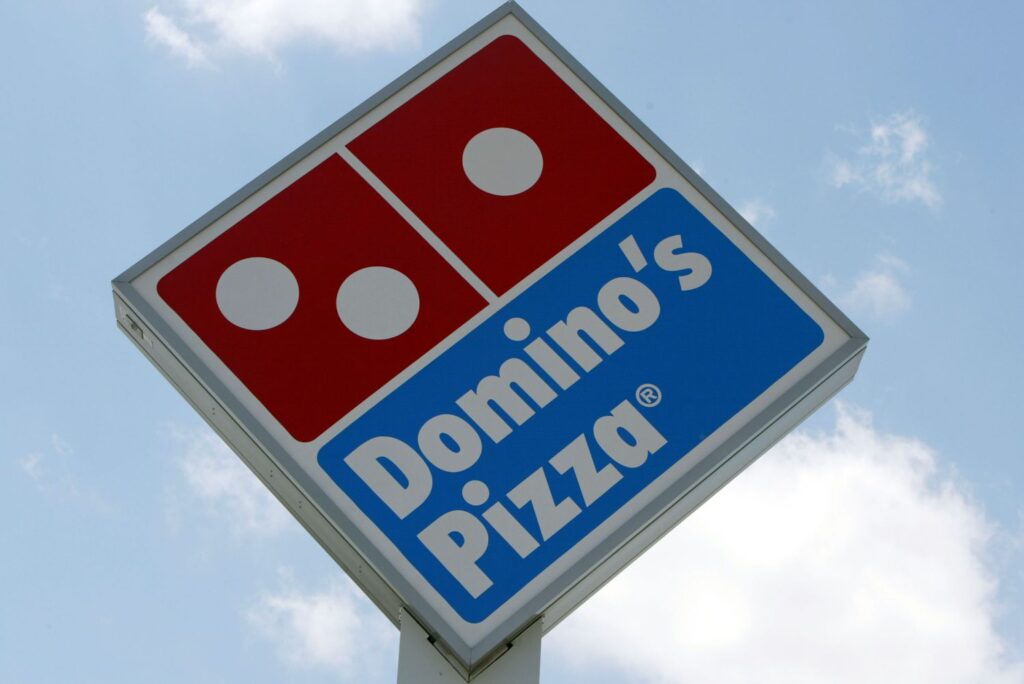 dominos pizza files to go public 3361906 5962d05c3df78cdc68bb0eac