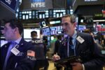 dow plunges over 800 points in intraday trading as investors dump tech stocks 1051843080 5bed7bc7c9e