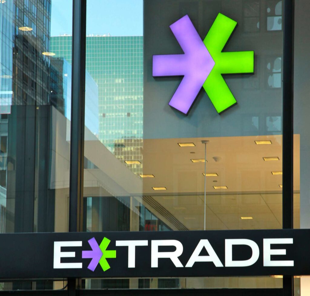 eTrade 56a50e495f9b58b7d0dab48a