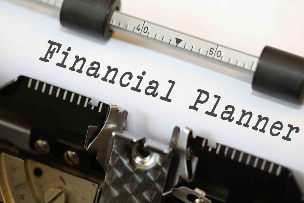 financial planner a65684b590464b2fb4770dfb9ef8ed18