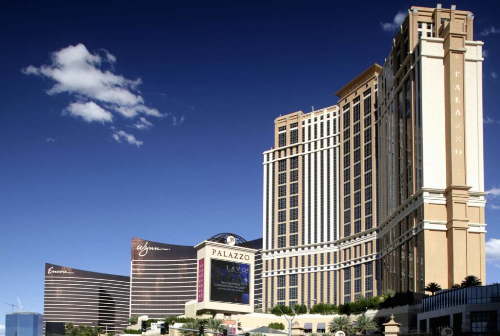 las vegas strip the palazzo las vegas 684764691 59582c5c5f9b58843f072f63