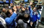 nyse trading floor 5bfc335546e0fb0083c1e466