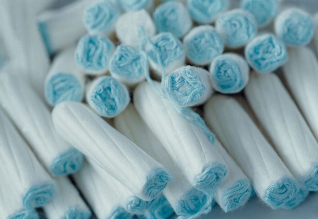 pileoftampons 5658acde3df78c6ddf43ae3e