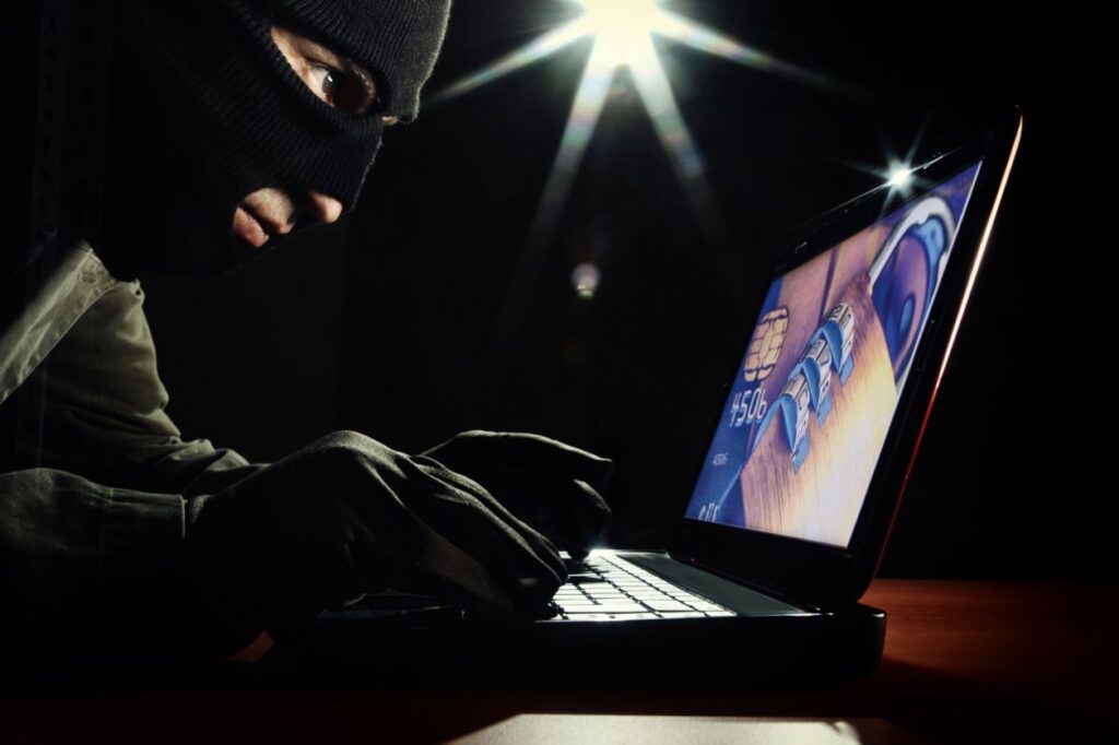 prevent business fraud 569fcbed5f9b58eba4ad3a3e