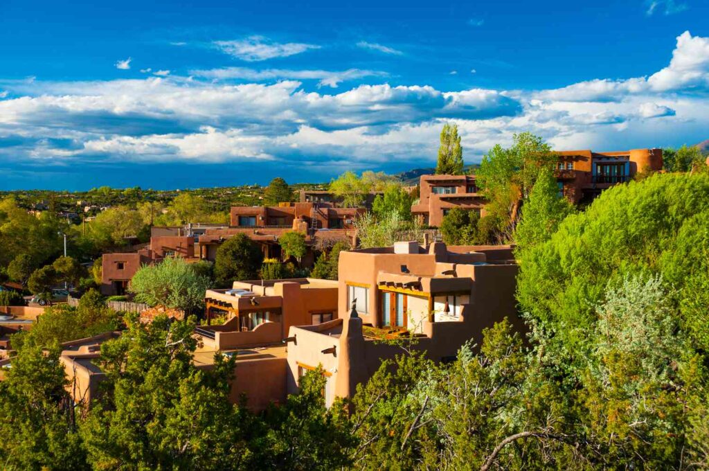 santa fe hillside houses 474360870 2bec8165b58f4fc7987bf3632401b687