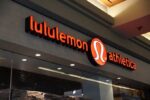 shutterstock 224361760 lululemon store logo 5bfc46d646e0fb0051c3f3e5
