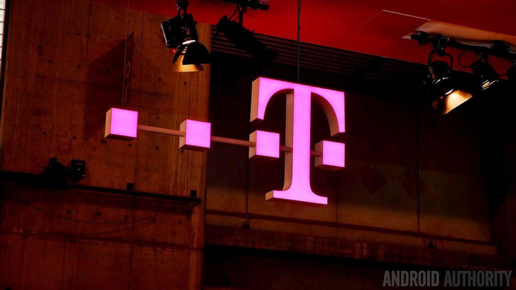 t mobile logo mwc 2015 5806aa4f3df78cbc2844ca96
