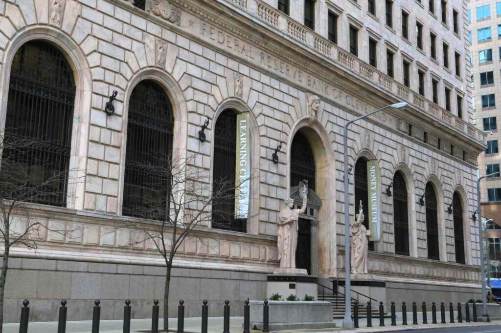 usa ohio cleveland us federal reserve bank 522064096 f467ee20a035420c9e0037dd2e411e56